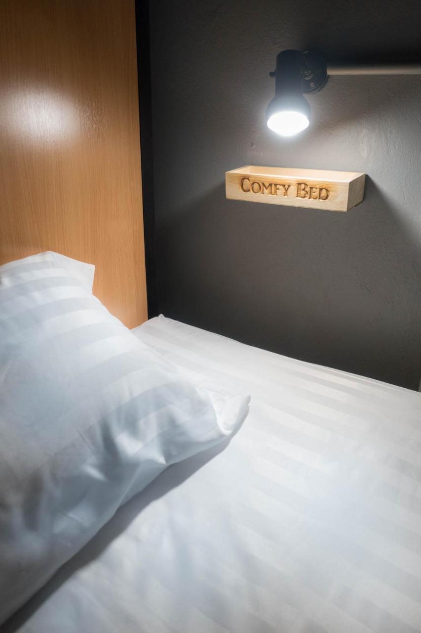 Comfy Bed Hostel (Adults Only) Bangkok Kültér fotó
